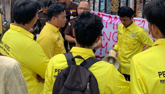 Dugaan Mandul Usut Kasus Korupsi, Perma Labusel Geruduk Kejati Sumut Desak Kajari dan Kasi Pidsus Dicopot!